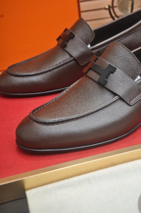 Shoes Hermès men's loafers Brown Size 39 44