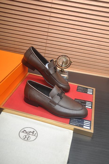 Shoes Hermès men's loafers Brown Size 39 44