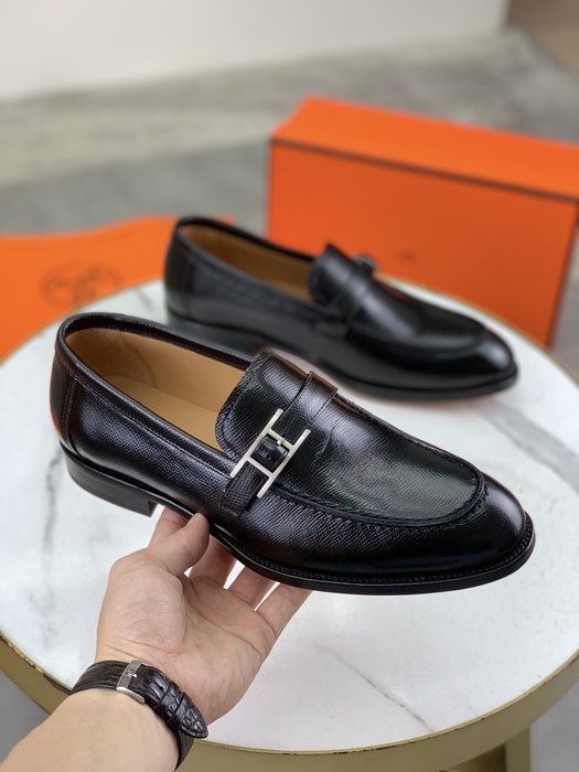 Shoes Hermes leather loafers Black Size 39 45