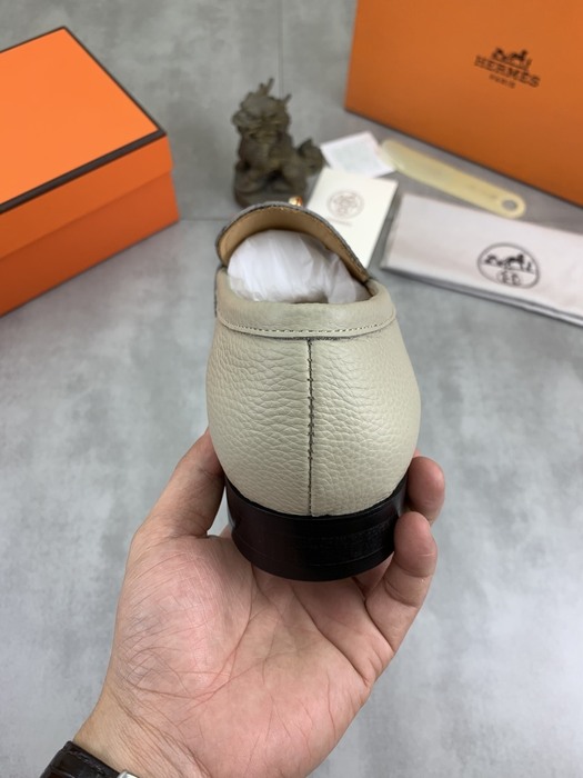 Shoes Hermes loafer Beige Size 39 44