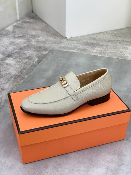 Shoes Hermes loafer Beige Size 39 44