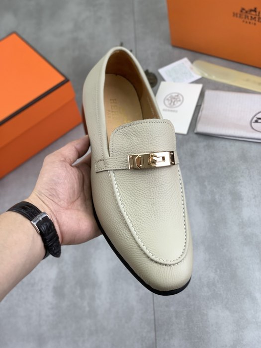 Shoes Hermes loafer Beige Size 39 44