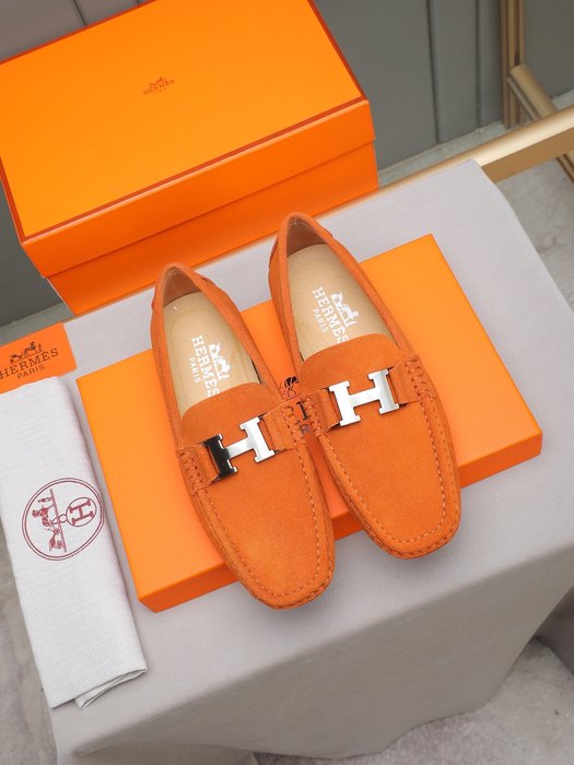 Shoes Hermes men's driving shoes Grey Size 38 44