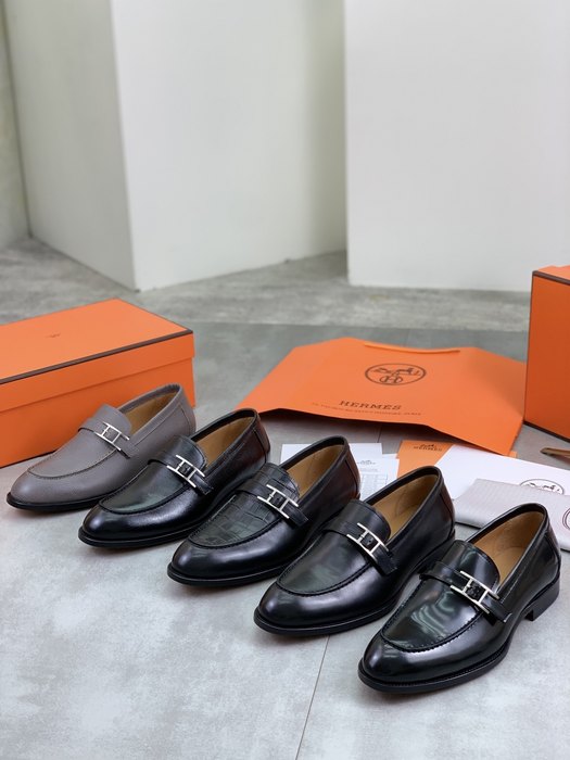 Shoes Hermes men's leather loafer Grey Size 39 45