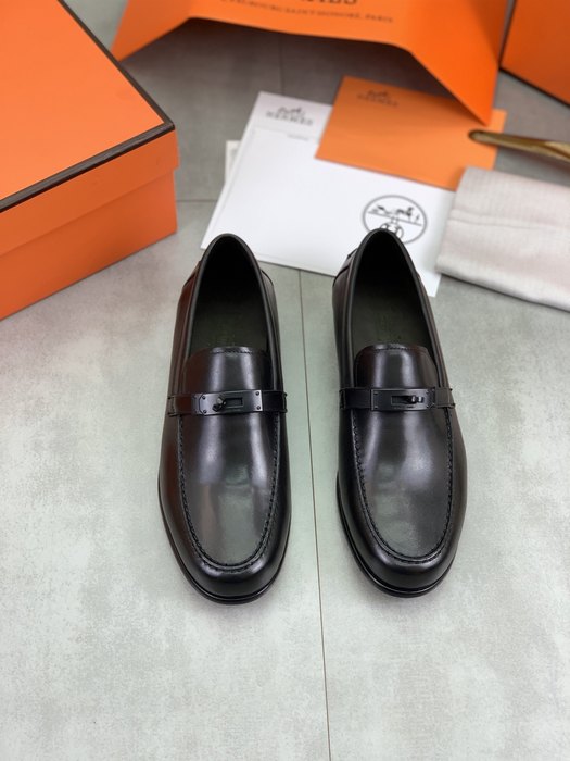 Shoes Hermes men's loafers Black Size 39 44