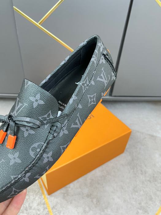 Shoes Louis Vuitton 1V Driver Moccasin Black