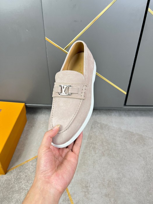 Shoes Louis Vuitton 1V Major loafer Beige