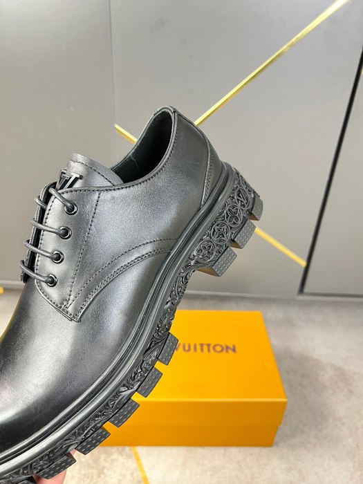 Shoes Louis Vuitton Brogue Derby Black 002