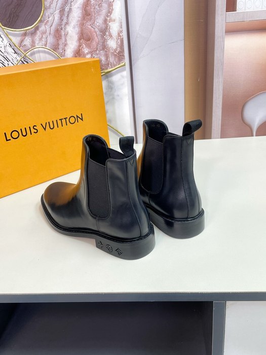 Shoes Louis Vuitton Chelsea boots Black 001