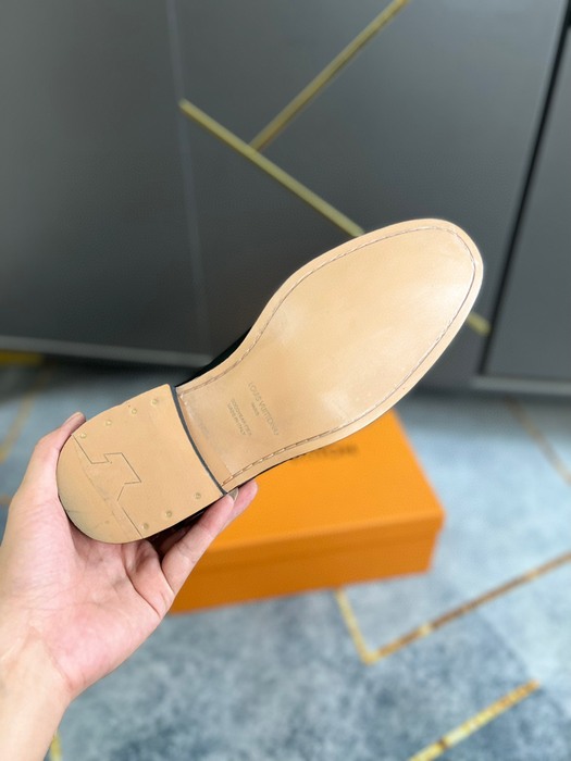 Shoes Louis Vuitton Chelsea boots Black 004