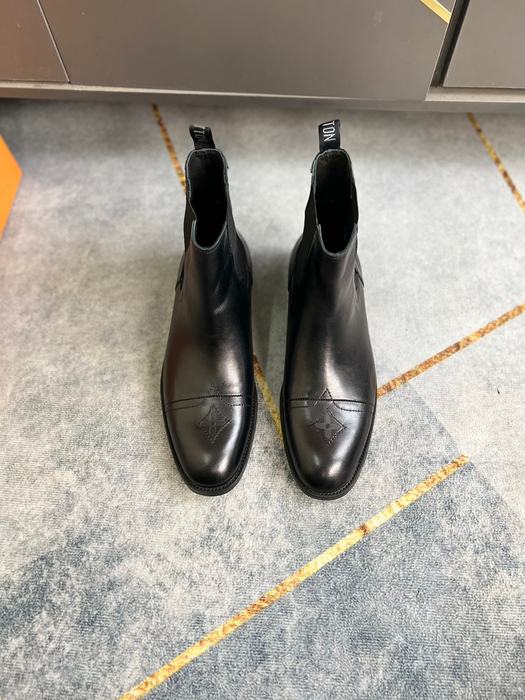 Shoes Louis Vuitton Chelsea boots Black 004
