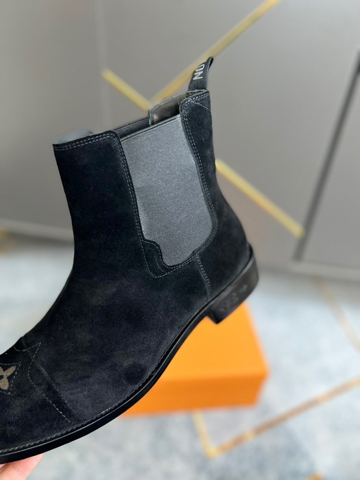 Shoes Louis Vuitton Chelsea boots Black 005
