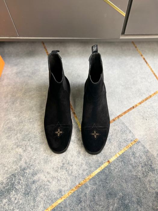 Shoes Louis Vuitton Chelsea boots Black 005