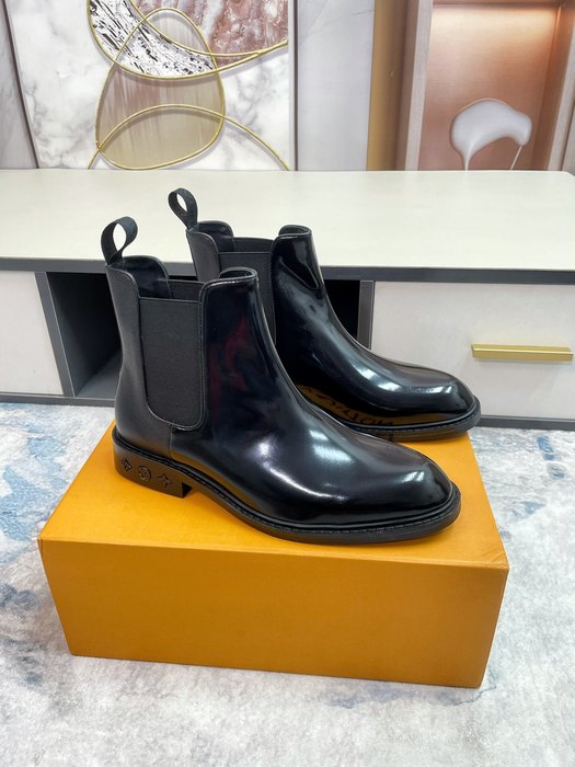 Shoes Louis Vuitton Chelsea boots Black