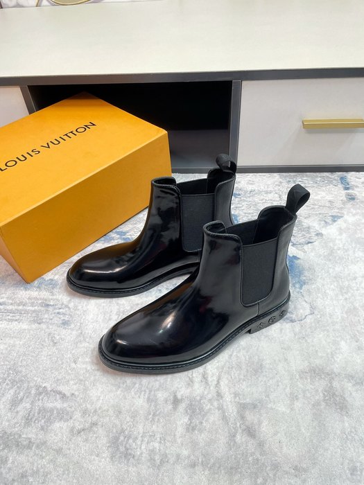 Shoes Louis Vuitton Chelsea boots Black