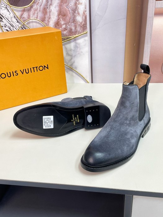 Shoes Louis Vuitton Chelsea boots Grey