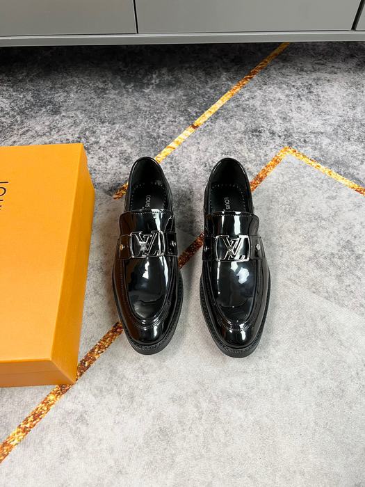 Shoes Louis Vuitton Loafer Black 054
