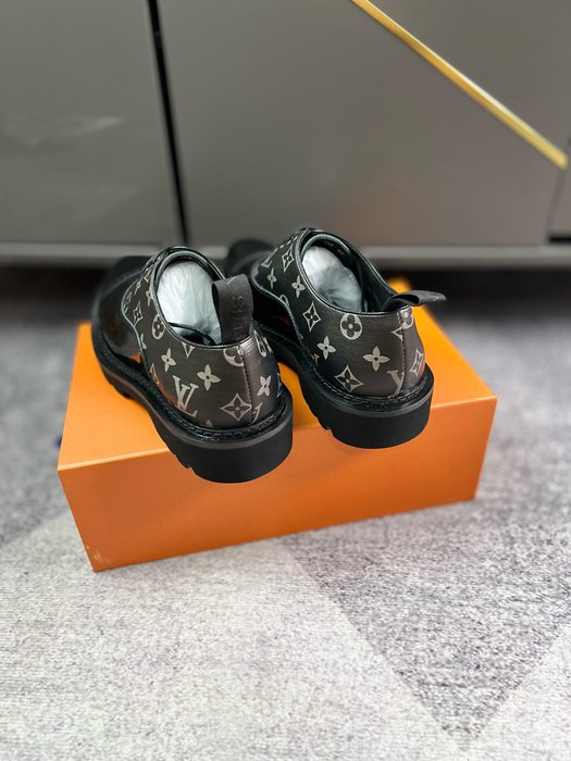 Shoes Louis Vuitton Oxford derby Black 002