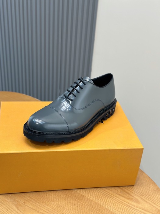 Shoes Louis Vuitton Oxford derby Grey