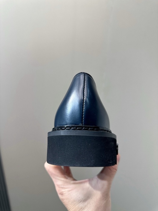 Shoes Louis Vuitton Oxford lace up Black 001