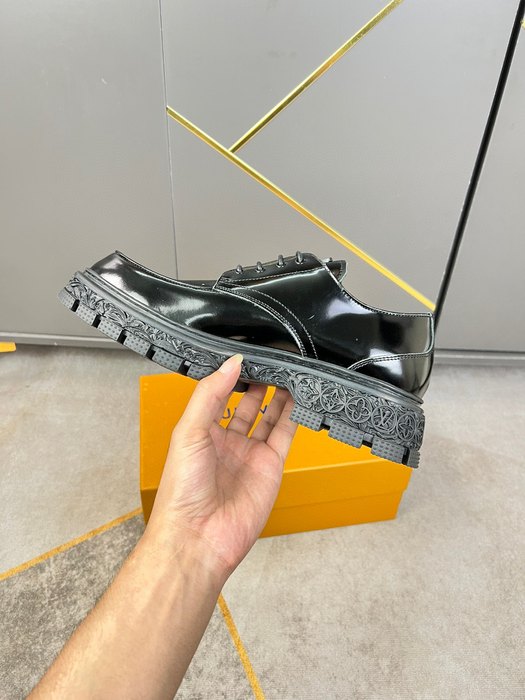 Shoes Louis Vuitton brogue derby Black 001