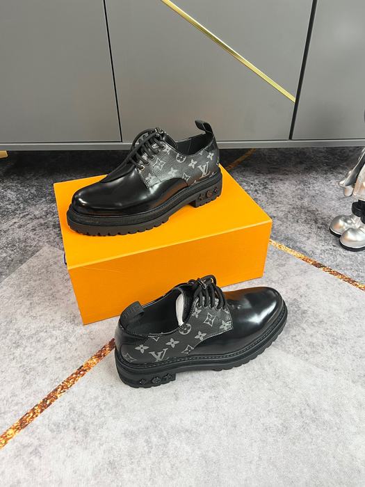 Shoes Louis Vuitton business casual derby White