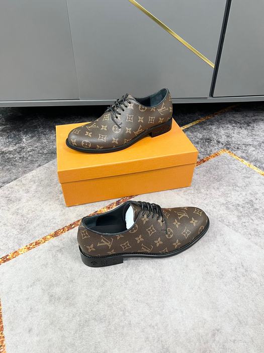 Shoes Louis Vuitton business casual lace up Brown