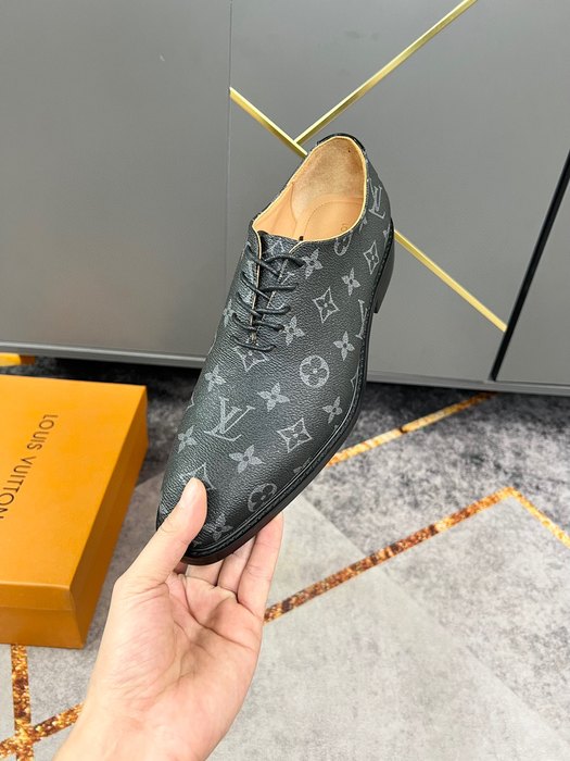 Shoes Louis Vuitton business casual leather shoes Black