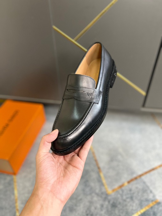 Shoes Louis Vuitton business casual loafer Black