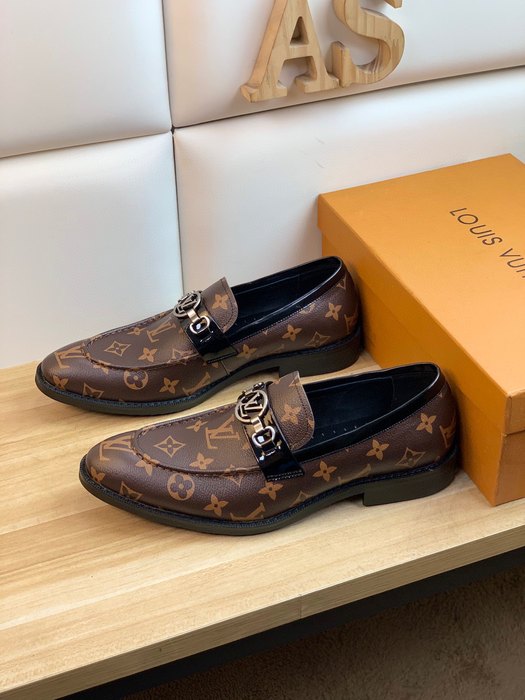 Shoes Louis Vuitton business casual loafer Brown