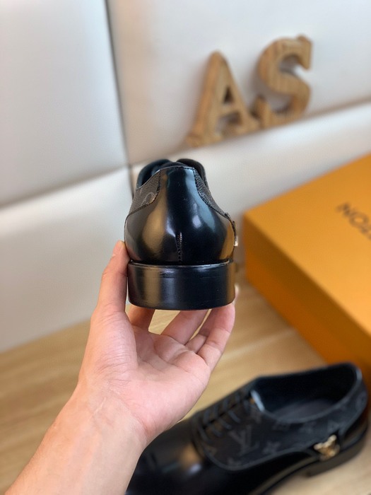 Shoes Louis Vuitton business formal leather shoes Black