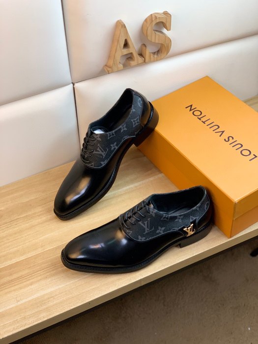 Shoes Louis Vuitton business formal leather shoes Black