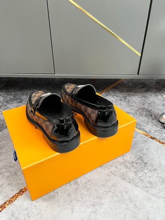 Shoes Louis Vuitton business formal loafers Brown
