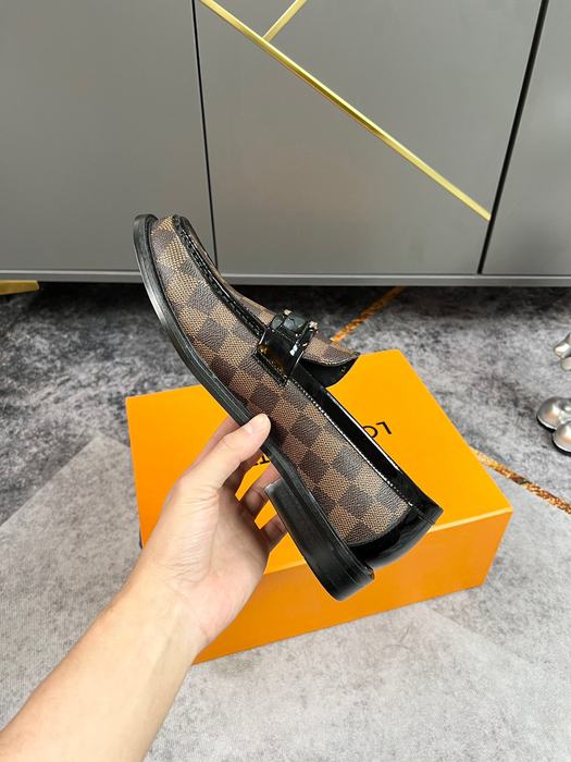 Shoes Louis Vuitton business formal loafers Brown