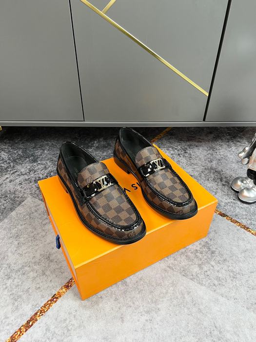 Shoes Louis Vuitton business formal loafers Brown