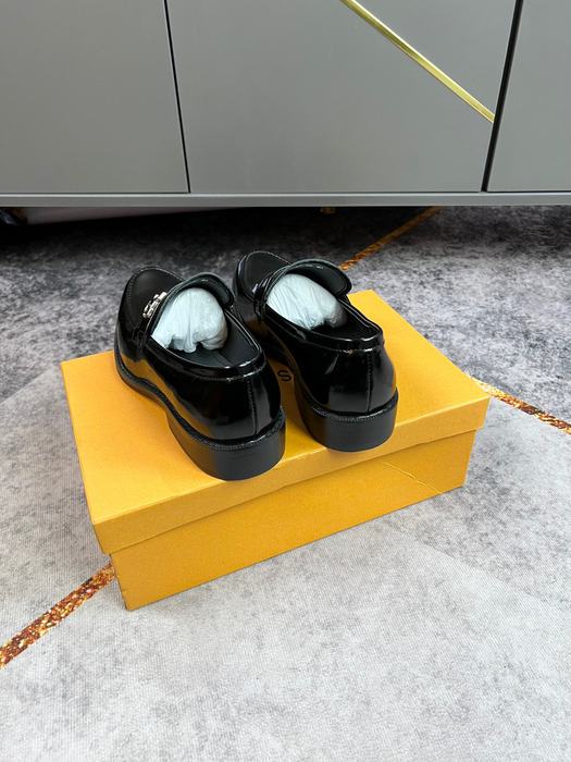 Shoes Louis Vuitton business leather shoes Black 001