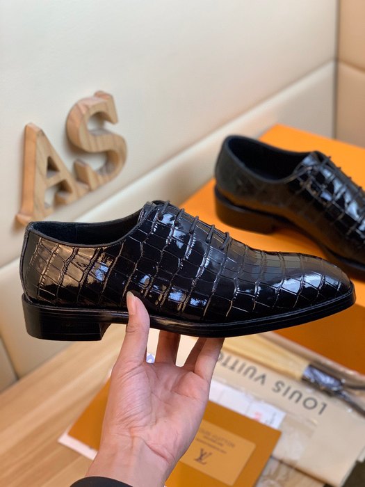 Shoes Louis Vuitton business leather shoes Black