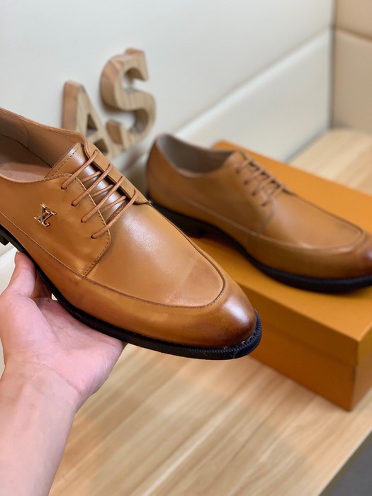 Shoes Louis Vuitton business leather shoes Tan
