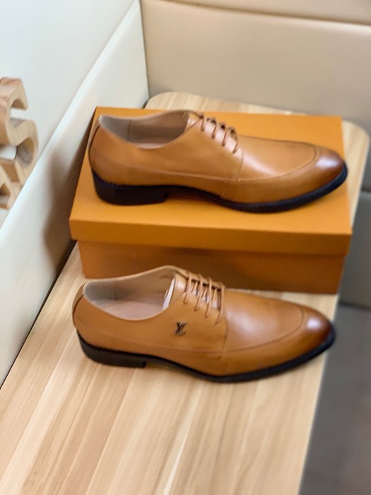 Shoes Louis Vuitton business leather shoes Tan