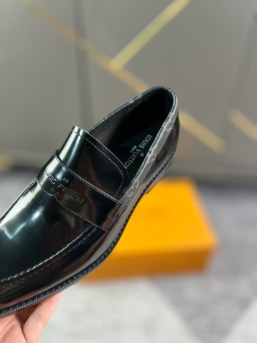 Shoes Louis Vuitton business loafer Black 001