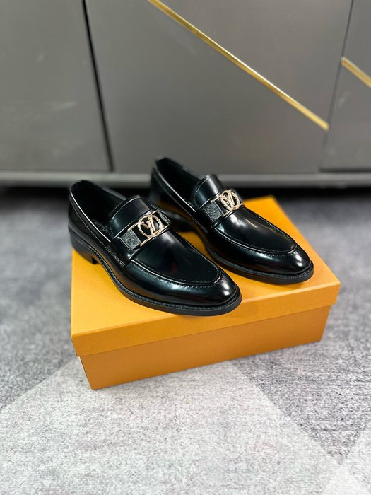 Shoes Louis Vuitton business loafer Black 002