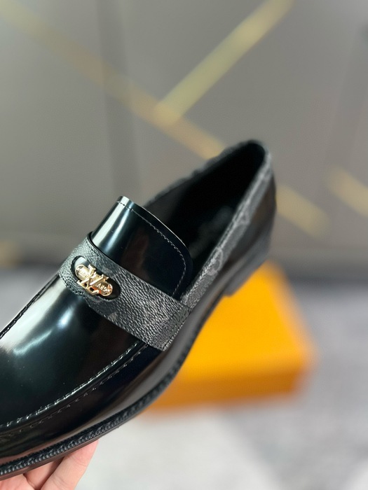 Shoes Louis Vuitton business loafer Black
