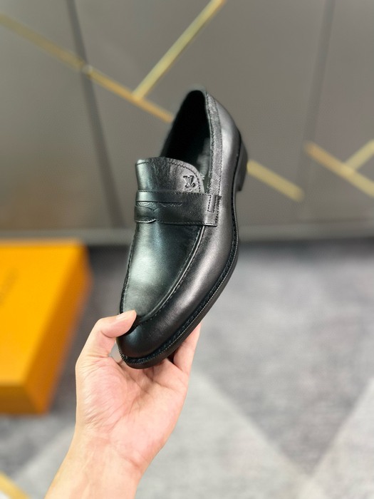 Shoes Louis Vuitton business loafers Black