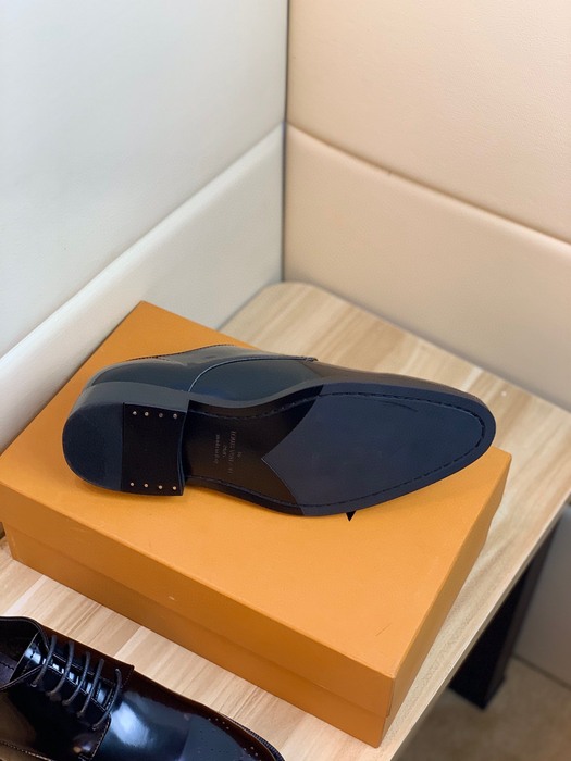 Shoes Louis Vuitton business shoes Black