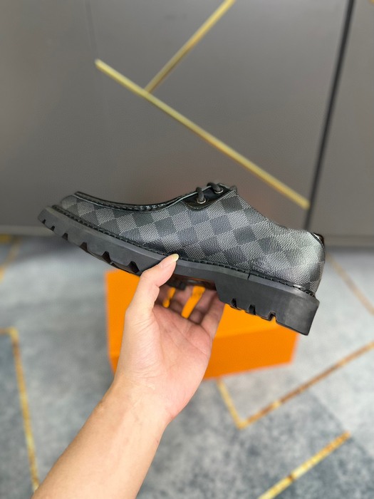 Shoes Louis Vuitton casual loafer Black 001