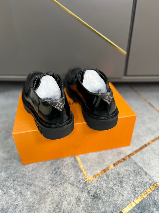 Shoes Louis Vuitton casual loafer Black