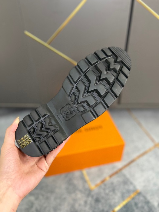 Shoes Louis Vuitton casual loafer Black