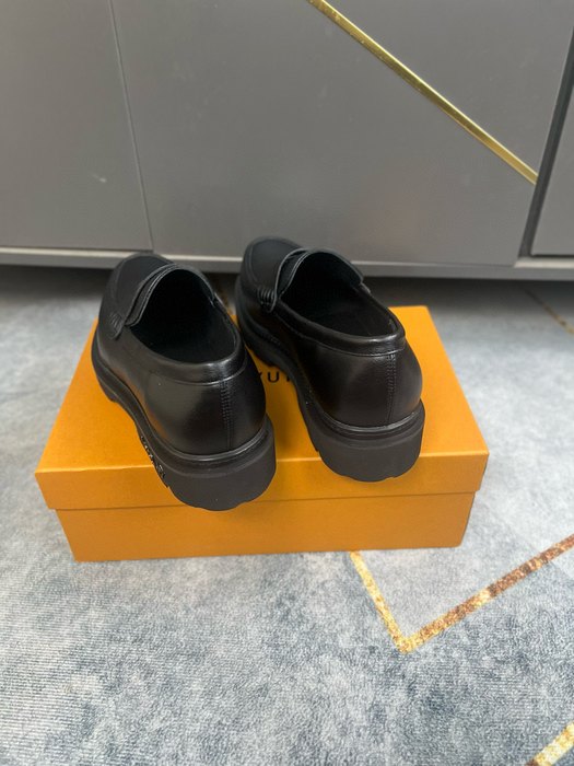 Shoes Louis Vuitton classic loafer Black