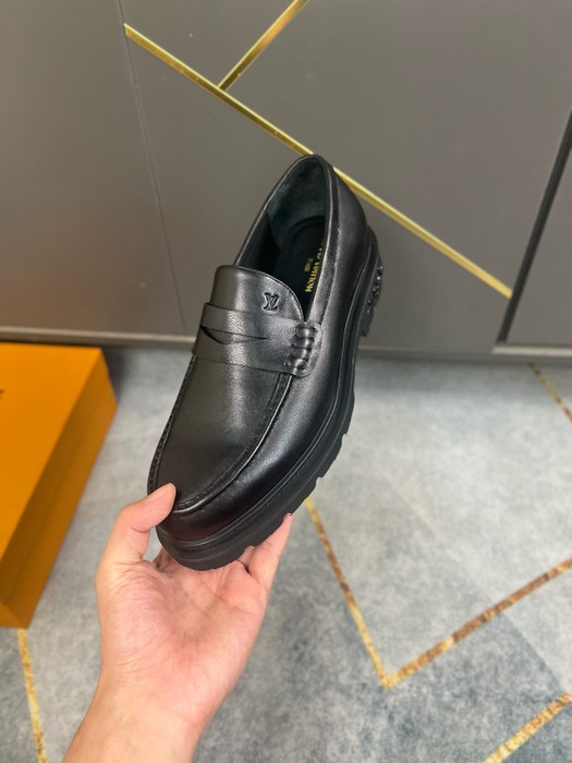 Shoes Louis Vuitton classic loafer Black