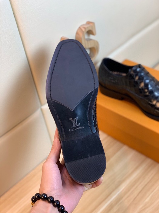 Shoes Louis Vuitton croco embossed leather derby Black